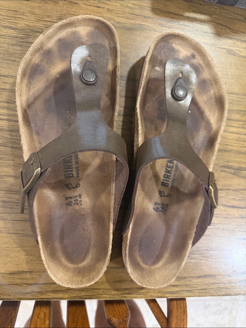 Birkenstock Gizeh Brown Toe-Post Sandals